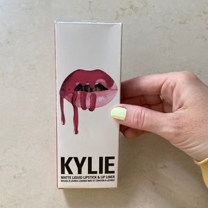 Kylie cosmetics Kristen matte liquid lipstick & lip liner duo